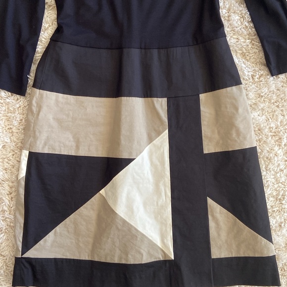 DKNY Medium dress. Very chick. Very good condition. - Picture 3 of 8